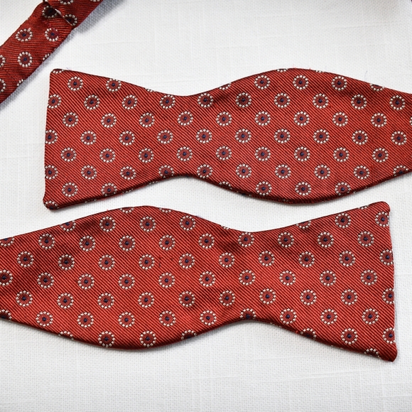 Banana Republic | Adjustable silk bow tie - Picture 4 of 6